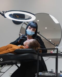 育毛サプリを使った眉毛育毛の具体的な方法は？